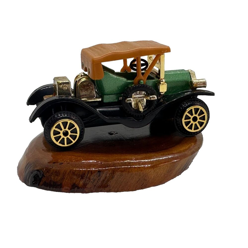 Vintage Ford Model T Die Cast Car Model No. 304 2.5" with Original Box
